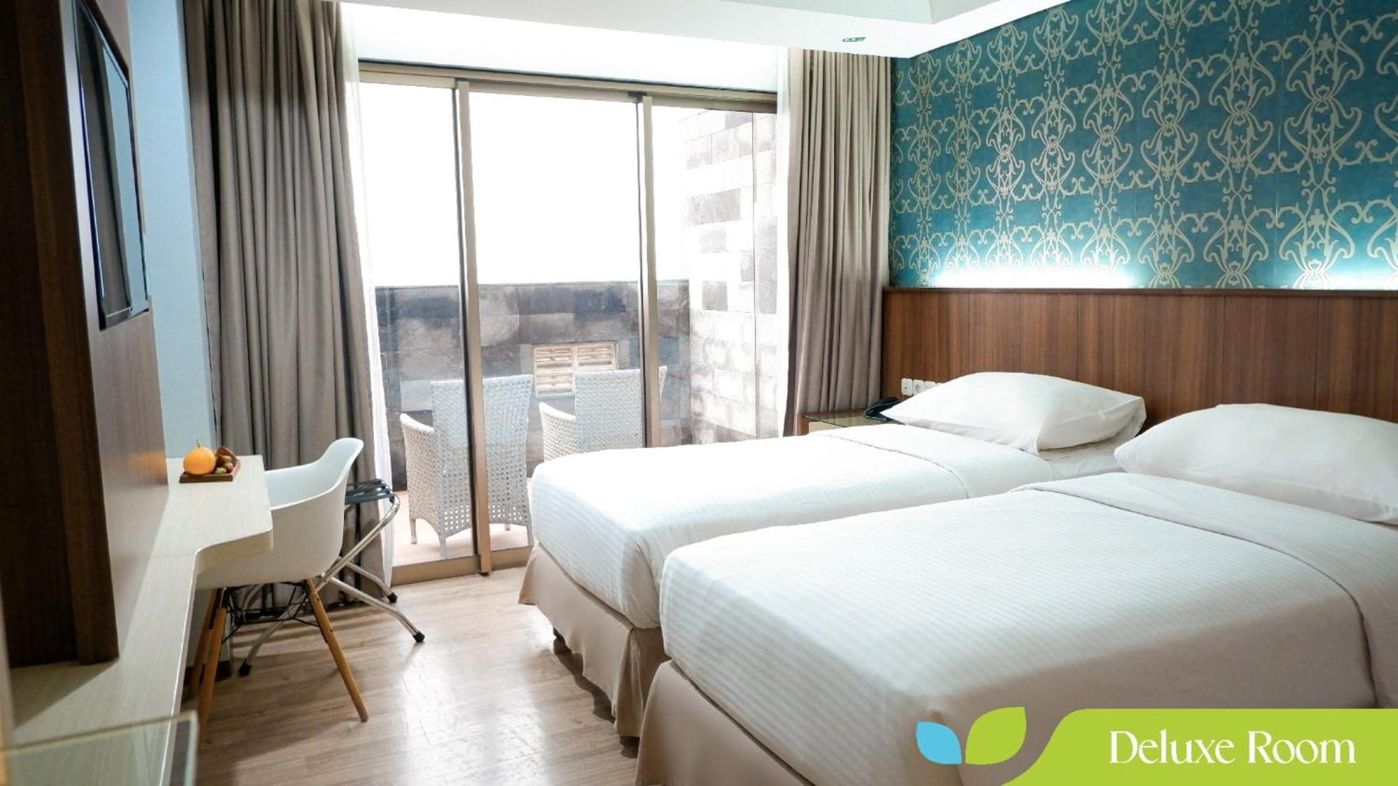 Hotel Ayola Sunrise Mojokerto Exterior photo